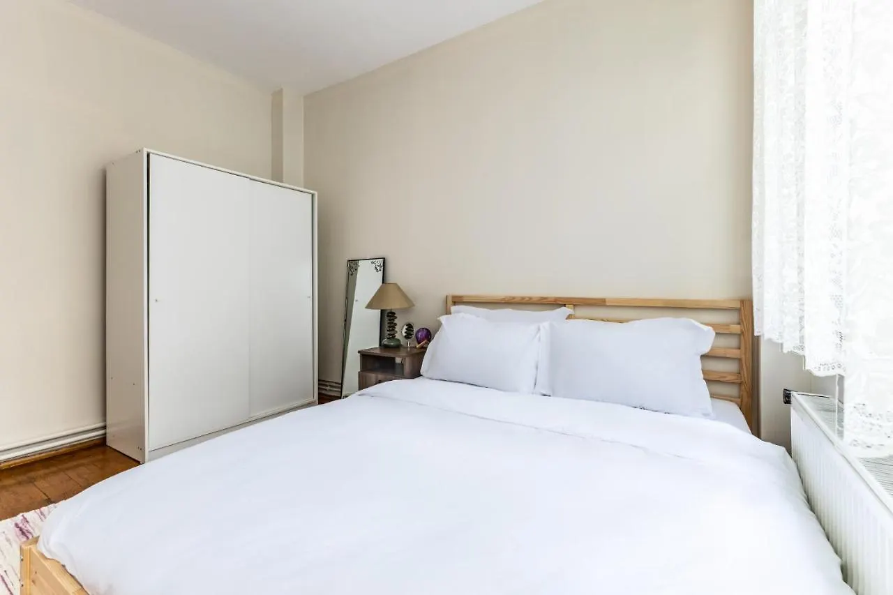 Appartamento Furnished And Spacious Flat In Central Kadikoy Provincia di Provincia di Istanbul